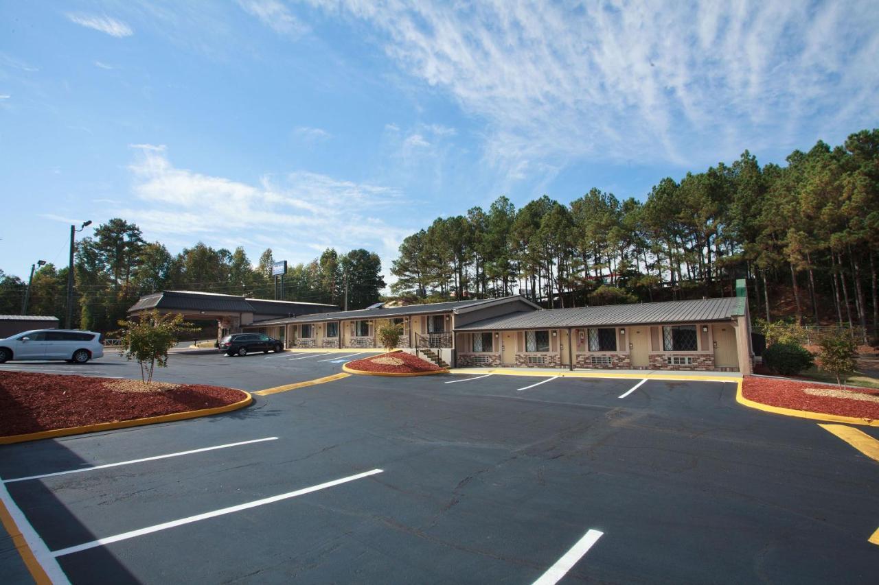 Travelodge By Wyndham Macon West Exterior photo